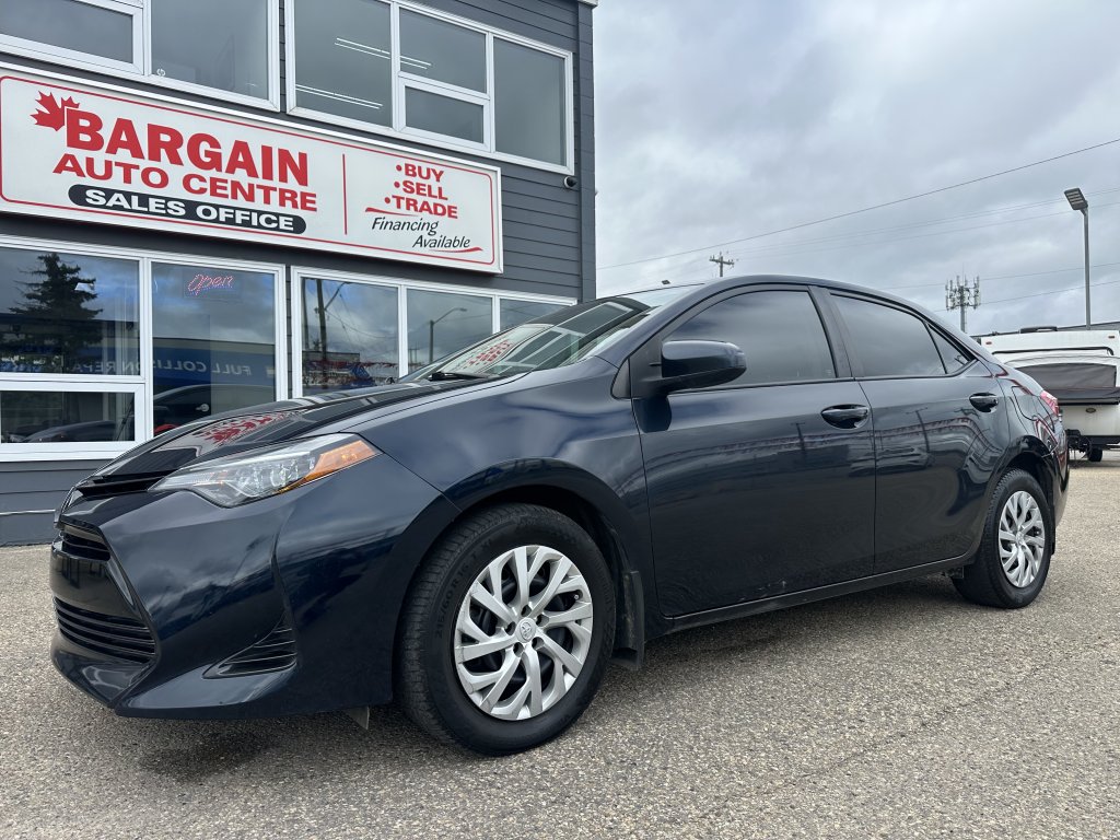 2018 Toyota Corolla LE (11812) Main Image