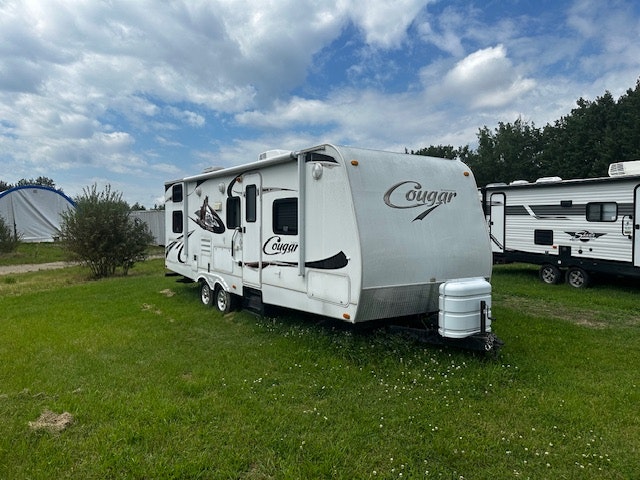 2010 Keystone Cougar (C7109) Main Image