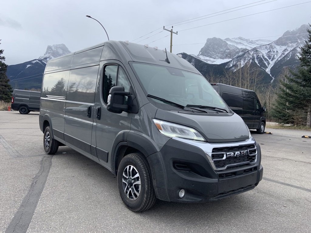 2025 Ram ProMaster Cargo Van SLT (25-9010) Main Image