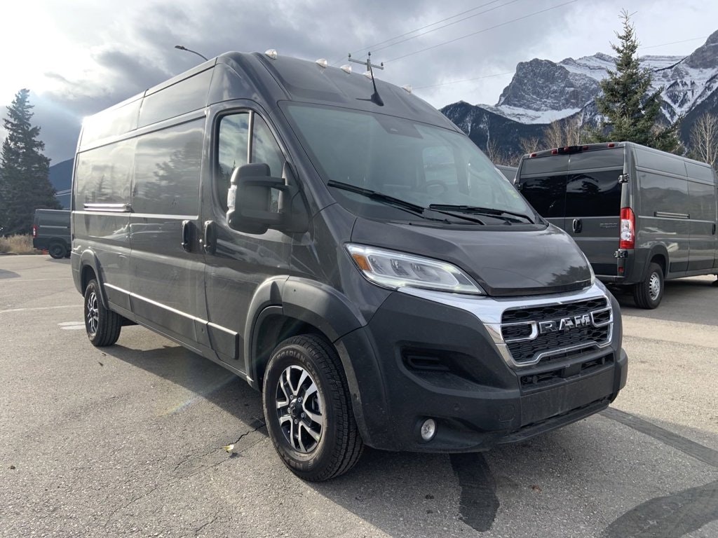 2025 Ram ProMaster Cargo Van SLT (25-9002) Main Image