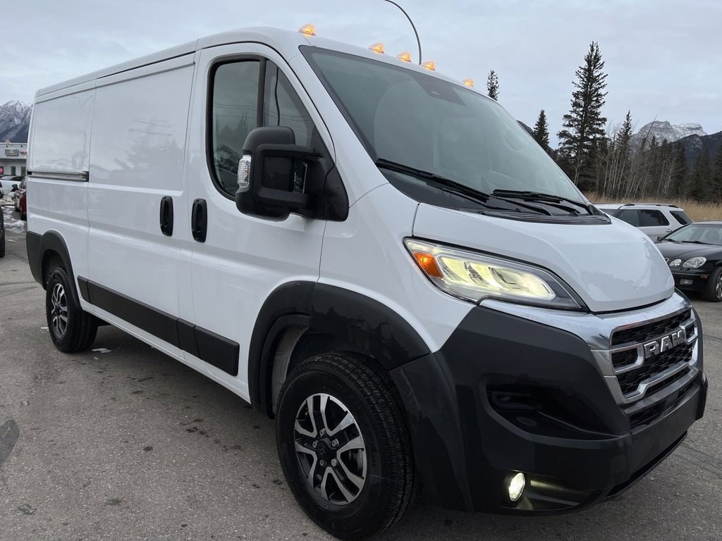 2025 Ram ProMaster Cargo Van SLT (25-9016) Main Image