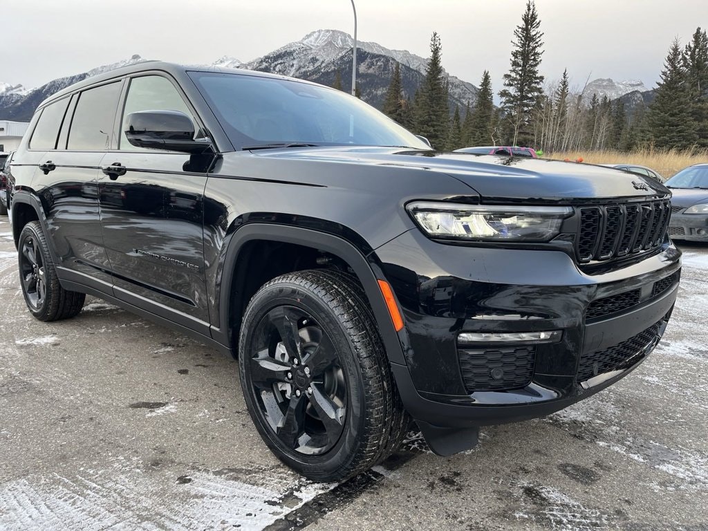 2025 Jeep Grand Cherokee L Limited (25-7605) Main Image