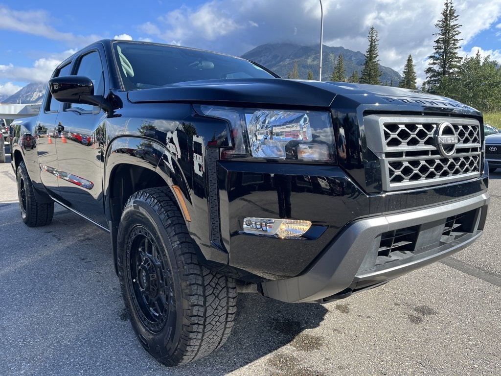 2022 Nissan Frontier SV (OP2437) Main Image