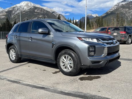 2024 Mitsubishi RVR SE 