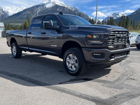 2026 Ram 3500 BIG HORN 8' BOX 