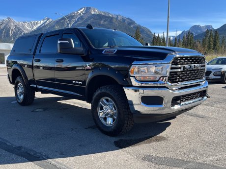 2024 Ram 2500 BIG HORN DIESEL LEVEL TIRES TOPPER LOTS OF EXTRAS 