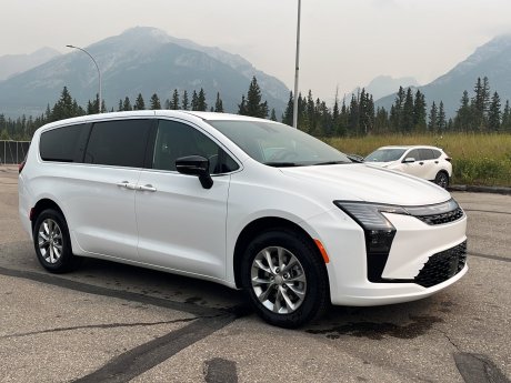 2027 Chrysler Pacifica SELECT AWD LEATHER 
