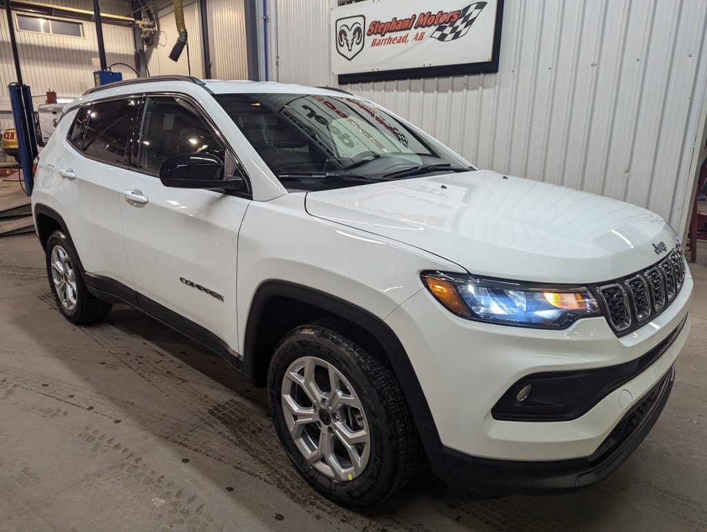 2025 Jeep Compass North (25013) Main Image