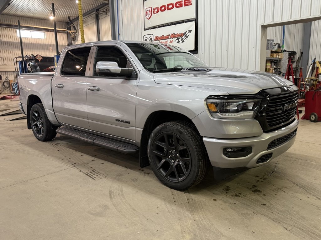 2024 Ram 1500 Sport (24102A) Main Image
