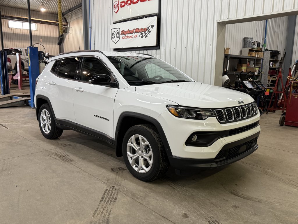 2024 Jeep Compass North 4x4 (RT1682) Main Image
