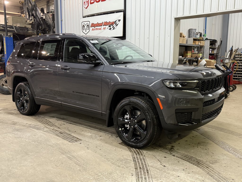 2025 Jeep Grand Cherokee L Altitude (25089) Main Image