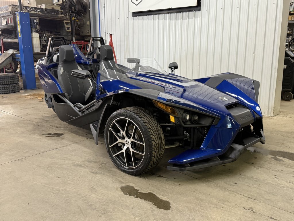 2017 POLARIS SLINGSHOT SL (24097B) Main Image