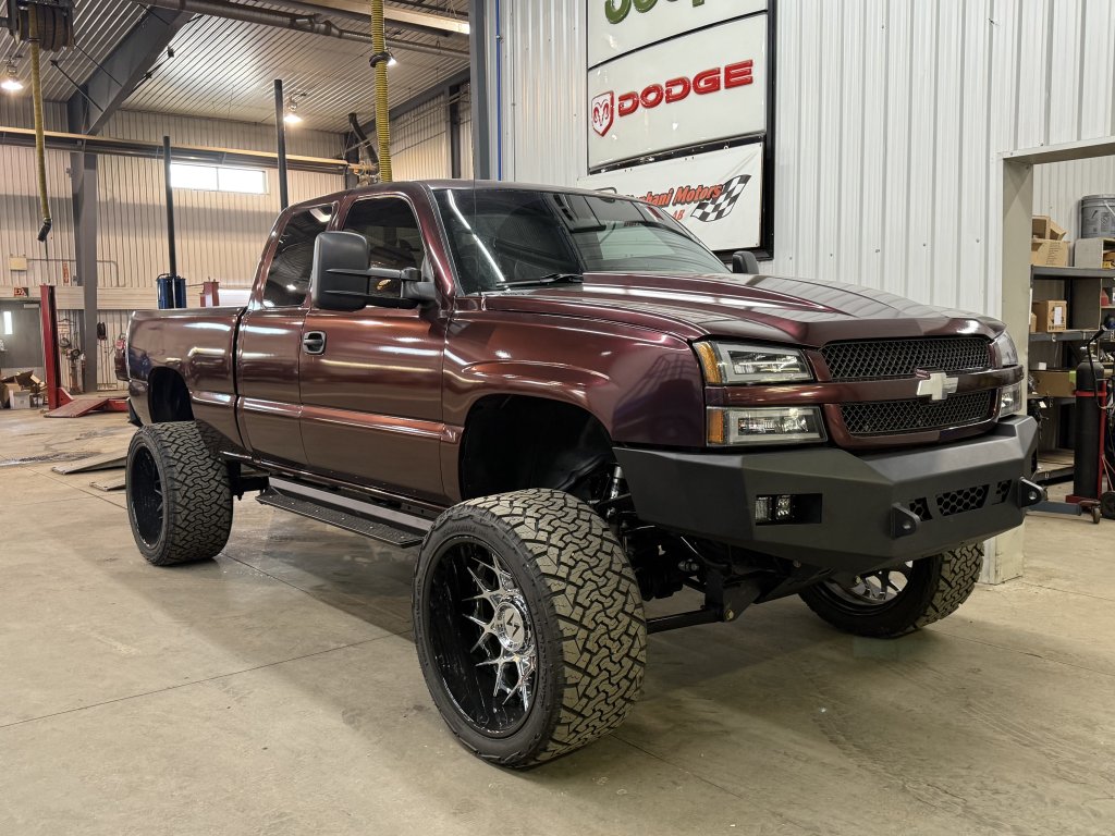 2005 GMC Sierra 2500HD Custom Built (5E20CON) Main Image