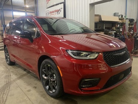 2026 Chrysler Pacifica