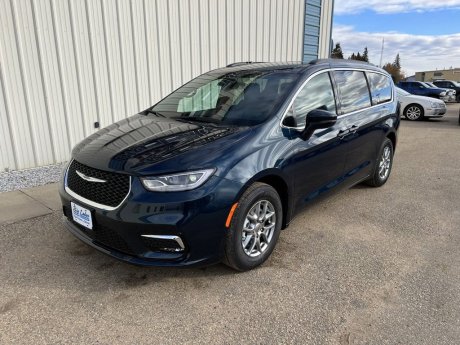 2022 Chrysler Pacifica Touring Front Wheel Drive