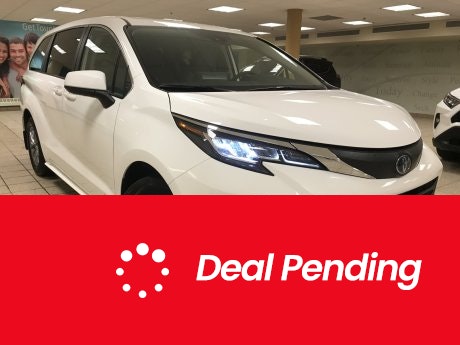 2025 Toyota Sienna Hybrid LE 