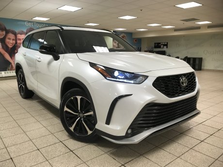 2026 Toyota Highlander XSE 