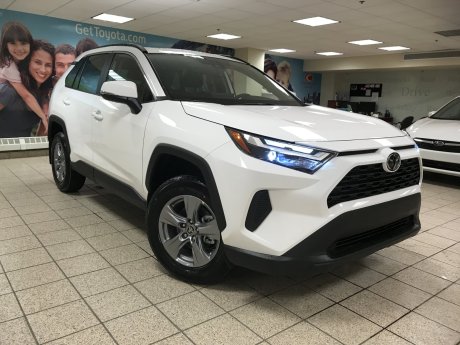 2025 Toyota RAV4 XLE 