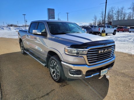 2025 Ram 1500 LARAMIE CREW CAB 6'4" BOX 