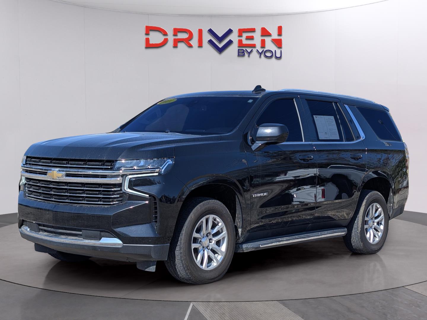 2021 Chevrolet Tahoe LT (CC08303P) Main Image