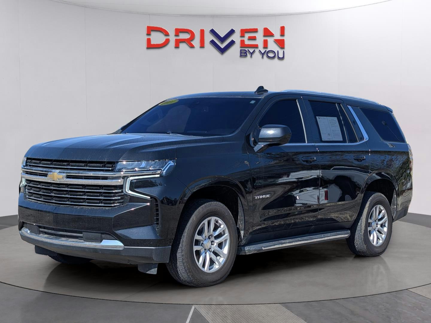 2021 Chevrolet Tahoe LT (CC08303P) Main Image