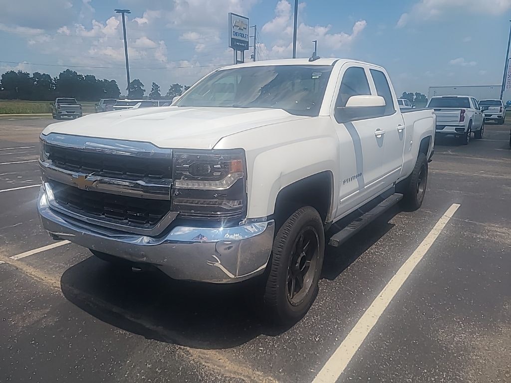 2018 Chevrolet Silverado 1500 LT (MM36247T) Main Image