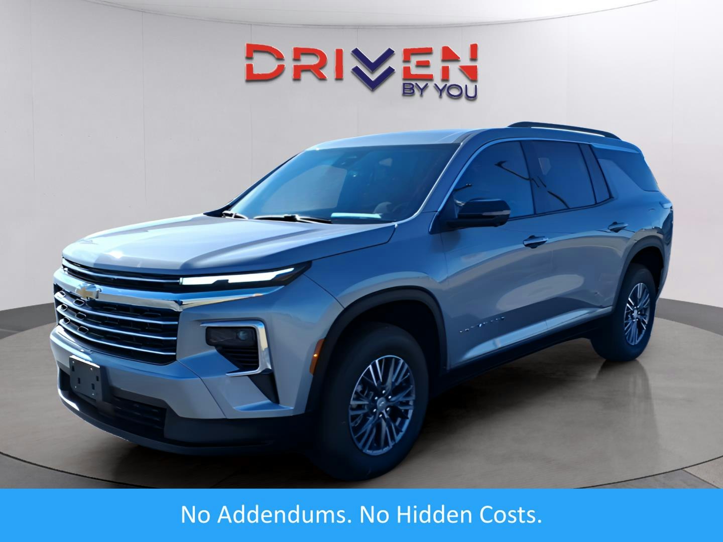 2026 Chevrolet Traverse FWD LT (MM09140) Main Image