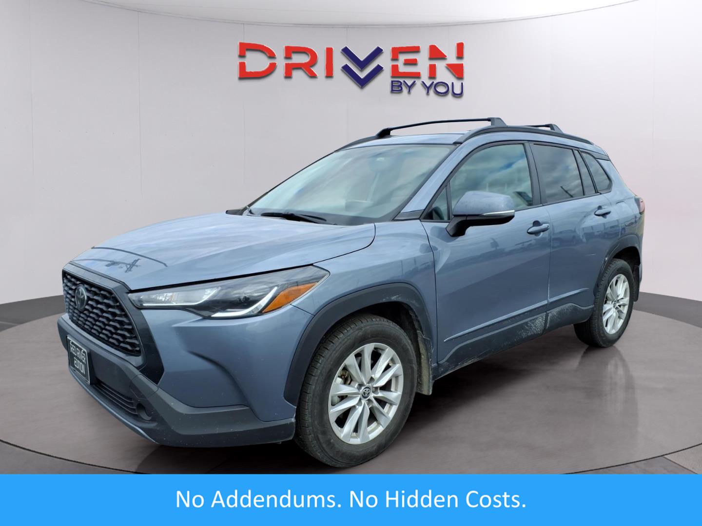 2022 Toyota Corolla Cross LE (MM14248T) Main Image