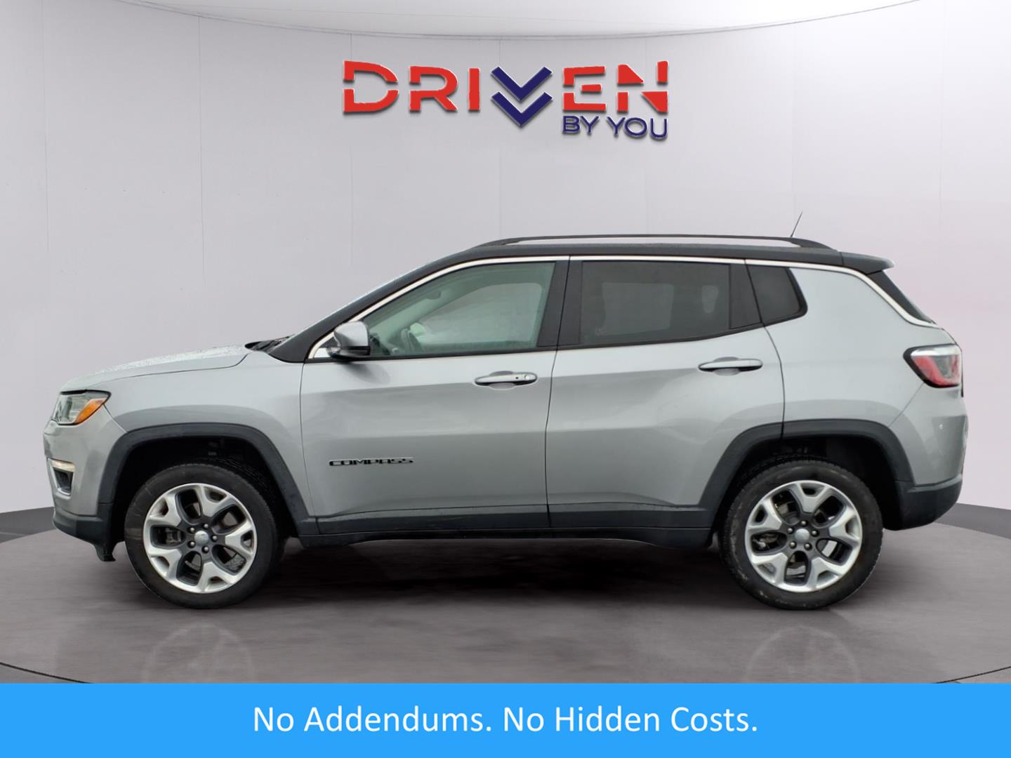 2018 Jeep Compass Limited (MM55403TA) Main Image