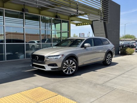 2022 Volvo V90 Cross Country