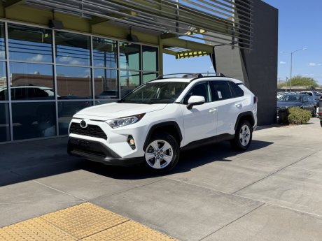 2020 Toyota RAV4 XLE