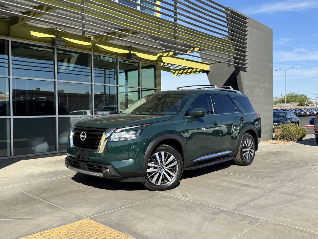 2022 Nissan Pathfinder Platinum (255700) Main Image