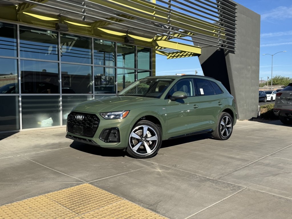 2022 Audi Q5 S line Premium Plus (010159) Main Image