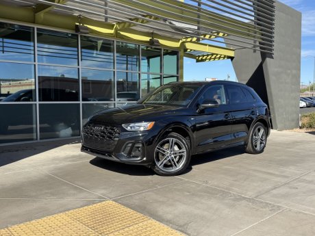 2022 Audi Q5 S line Premium Plus