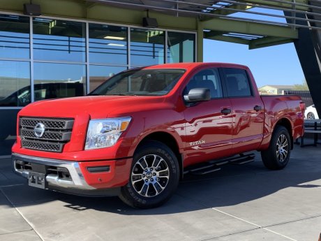 2022 Nissan Titan SV