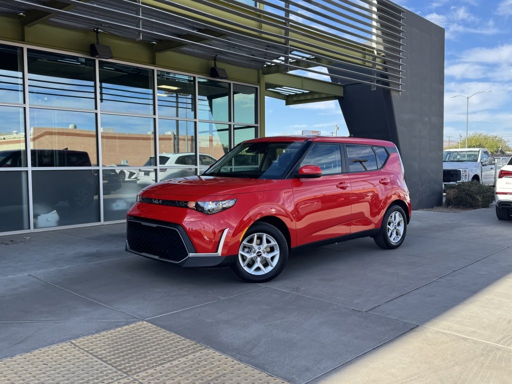 2023 Kia Soul LX (190086) Main Image