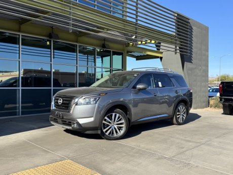 2022 Nissan Pathfinder Platinum