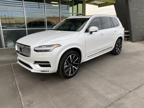 2024 Volvo XC90 Plus Bright Theme