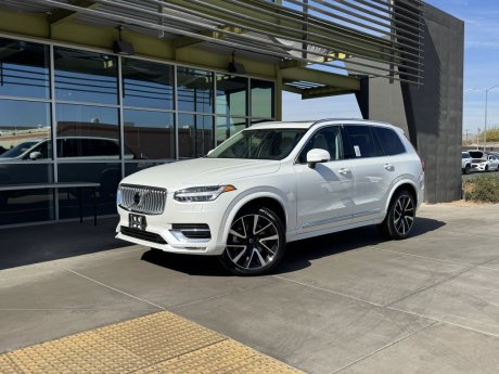 2024 Volvo XC90 B6 Plus Bright Theme