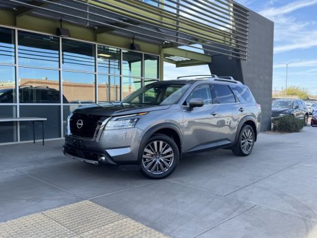 2022 Nissan Pathfinder SL