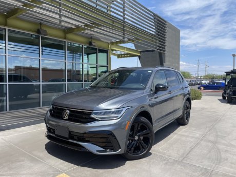 2023 Volkswagen Tiguan SE R-Line Black