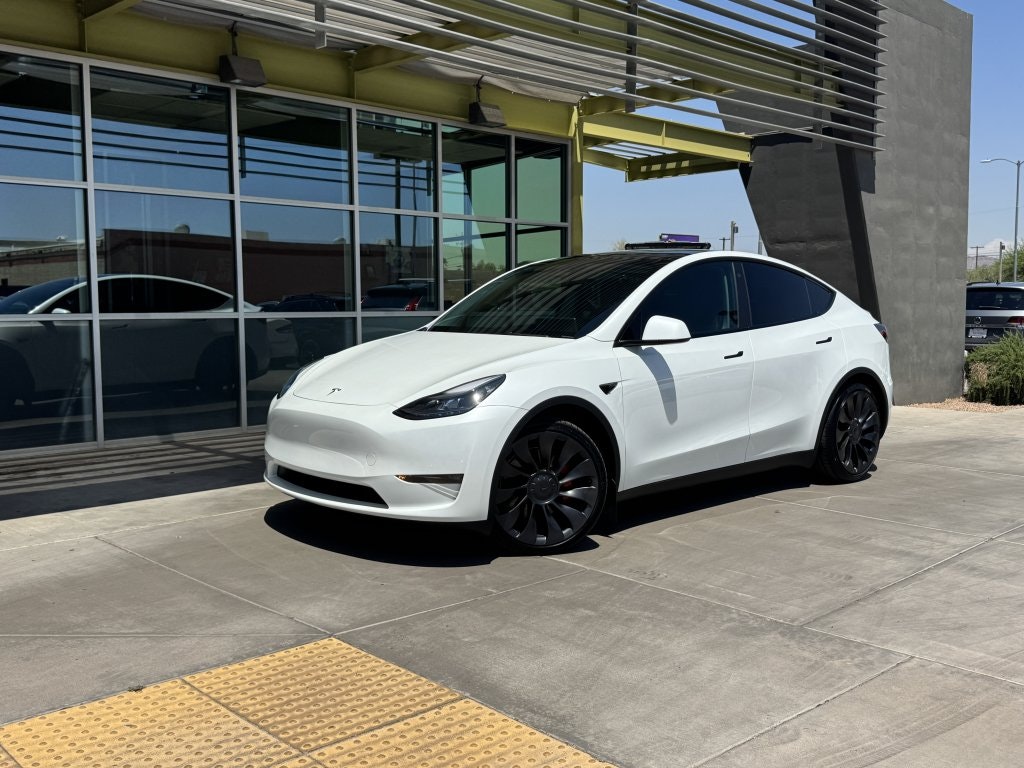 2023 Tesla Model Y Performance (745532) Main Image