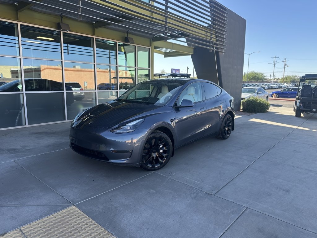 2023 Tesla Model Y Long Range (621510) Main Image