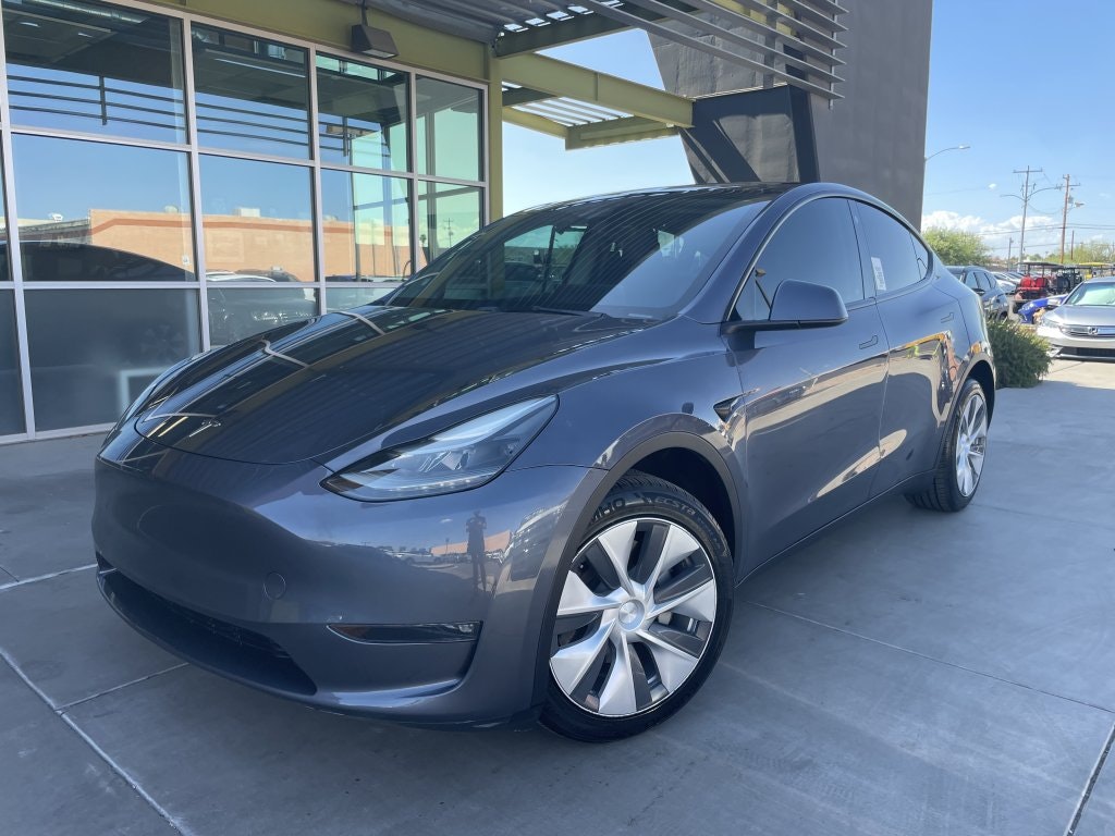 2023 Tesla Model Y Long Range (643043) Main Image