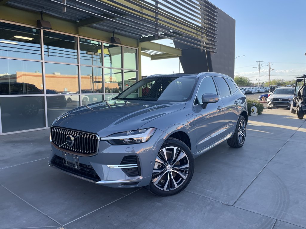 2022 Volvo XC60 Inscription Expression