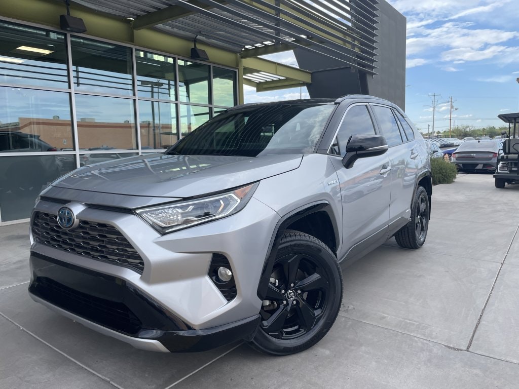 2020 Toyota RAV4 Hybrid XSE (048987) Main Image