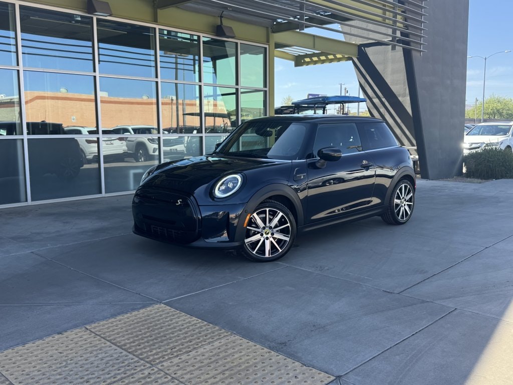 2023 Mini Hardtop 2 Door Cooper SE (S71788) Main Image