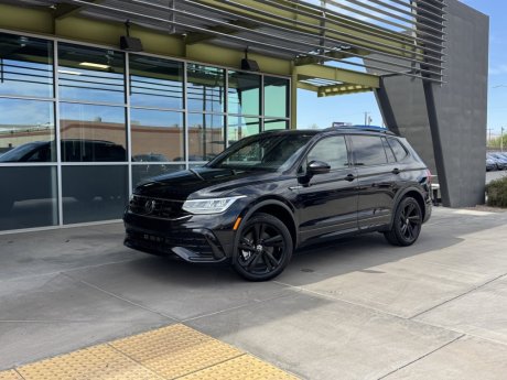 2024 Volkswagen Tiguan SE R-Line Black