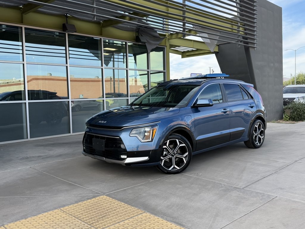 2024 Kia Niro Plug-In Hybrid SX Touring (195909) Main Image