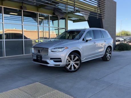 2024 Volvo XC90 Recharge Plug-In Hybrid Core Bright Theme